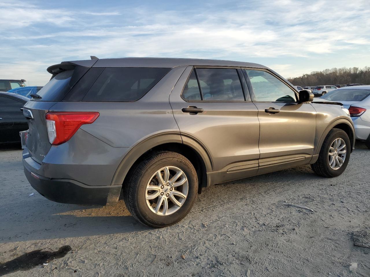 2021 Ford Explorer VIN 1FMSK8BH7MGB57358 Copart auction photo, front end damage thumbnail 3