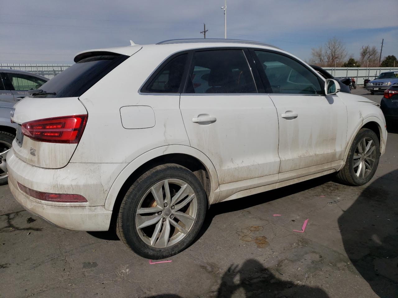 2016 Audi Q3 VIN WA1EFCFS3GR010360 Copart auction photo, front end / minor dent/scratches damage thumbnail 3