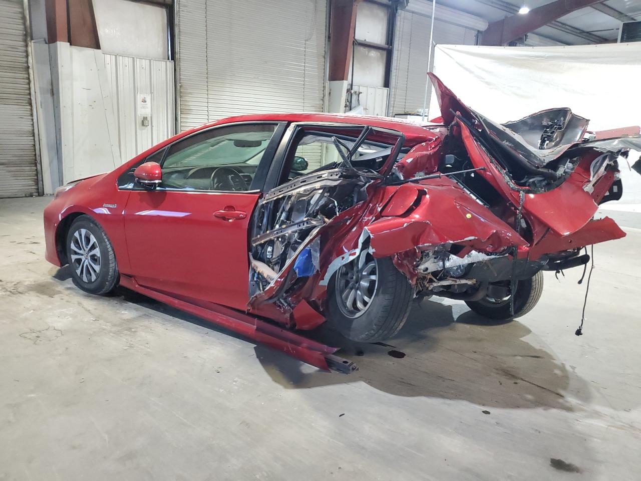 2020 Toyota Prius VIN JTDL9RFU7L3015549 Copart auction photo, mechanical / rear end damage thumbnail 2