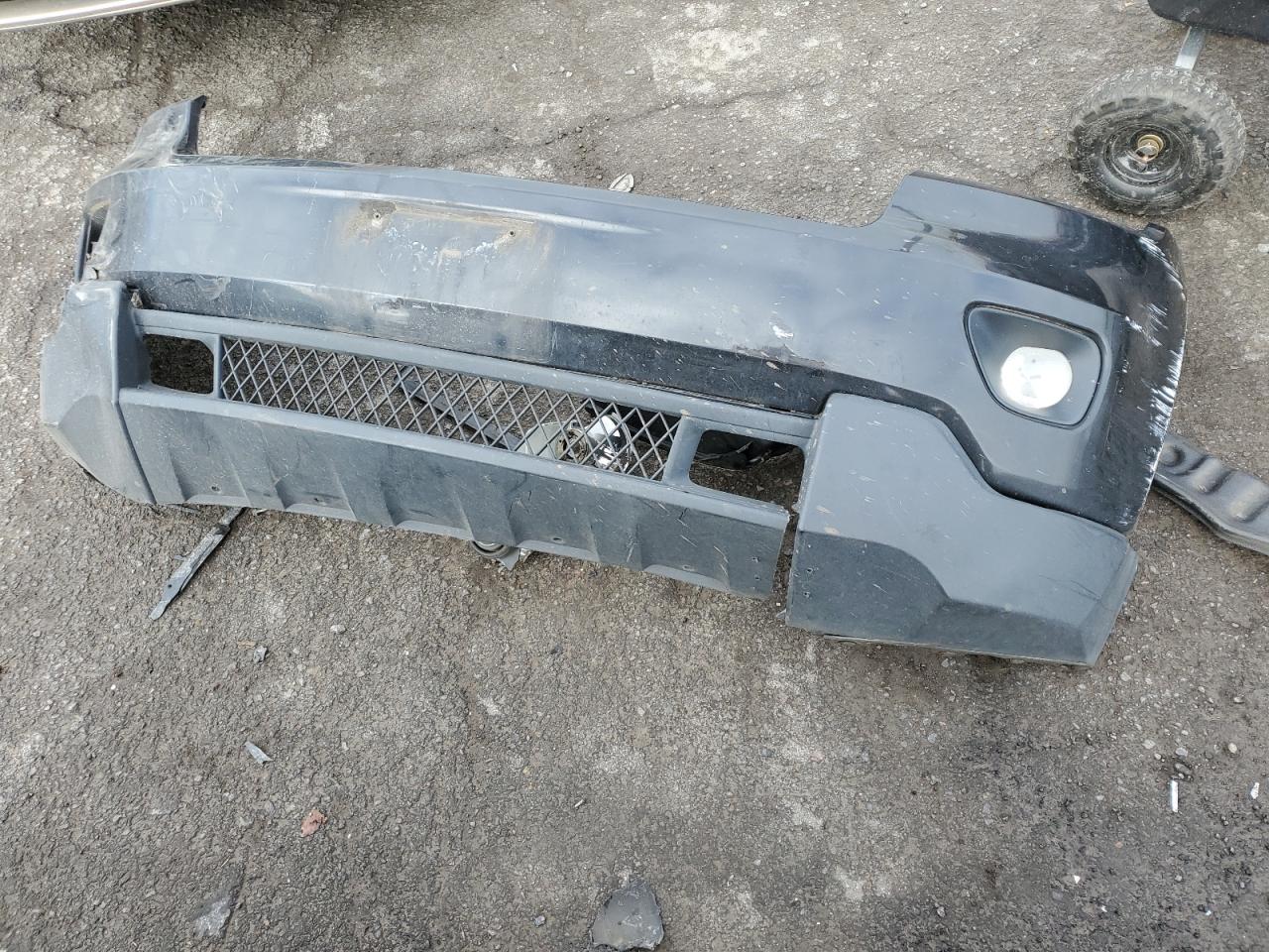 2011 Jeep Grand Cherokee VIN 1J4RR4GG7BC512079 Copart auction photo, front end damage thumbnail 13