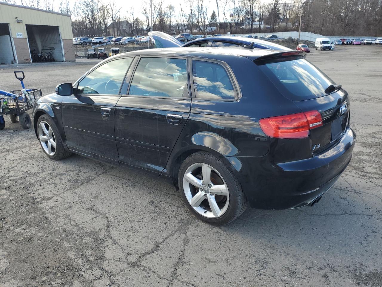 2013 Audi A3 VIN WAUDFCFM5DA034119 Copart auction photo, minor dent/scratches damage thumbnail 2