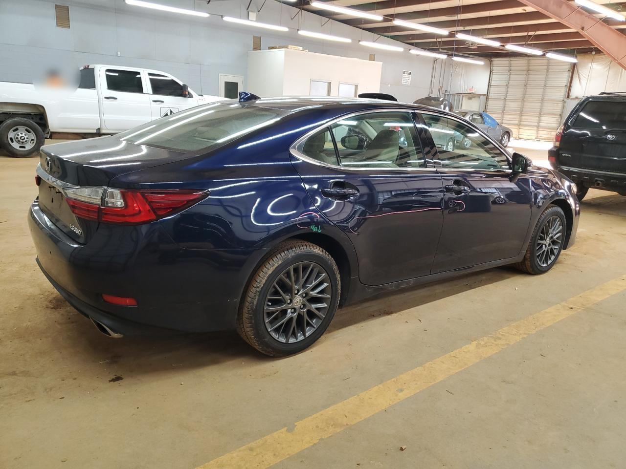 2018 Lexus ES VIN 58ABK1GG4JU104968 Copart auction photo, side / rear end damage thumbnail 3