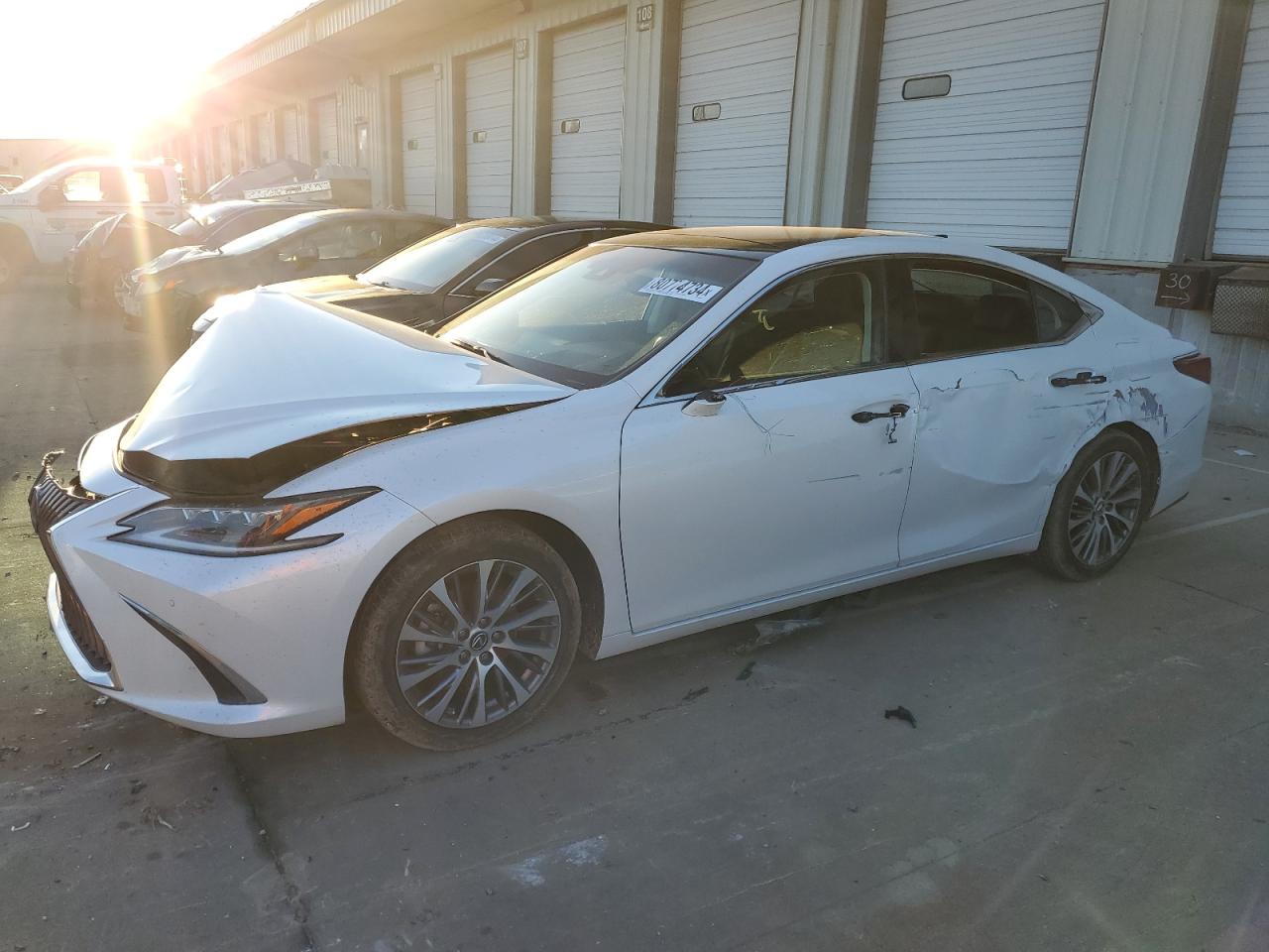 2019 Lexus ES VIN 58ABZ1B17KU008140