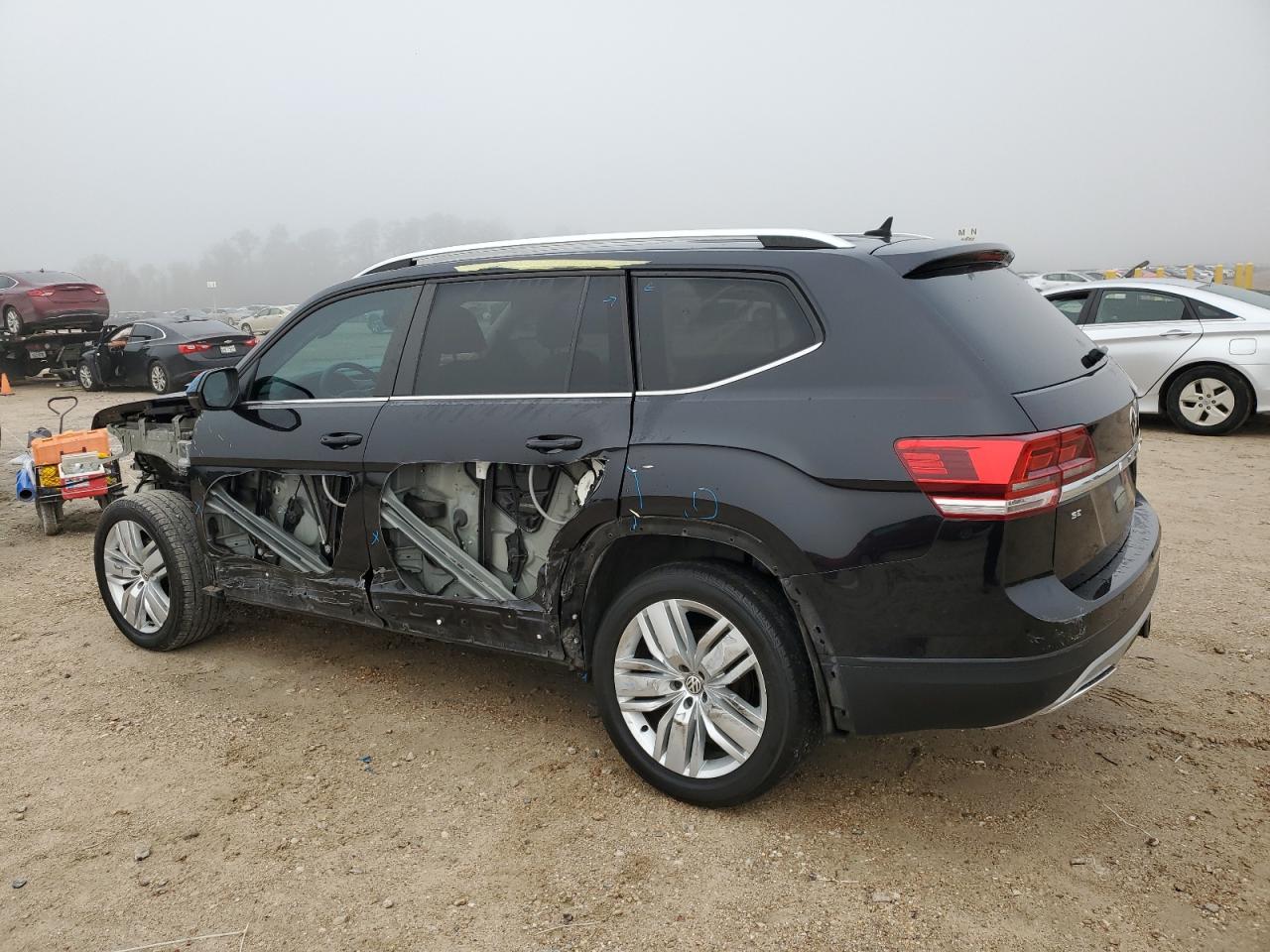 2019 Volkswagen Atlas VIN 1V2WR2CA6KC616432 Copart auction photo, all over / undercarriage damage thumbnail 2