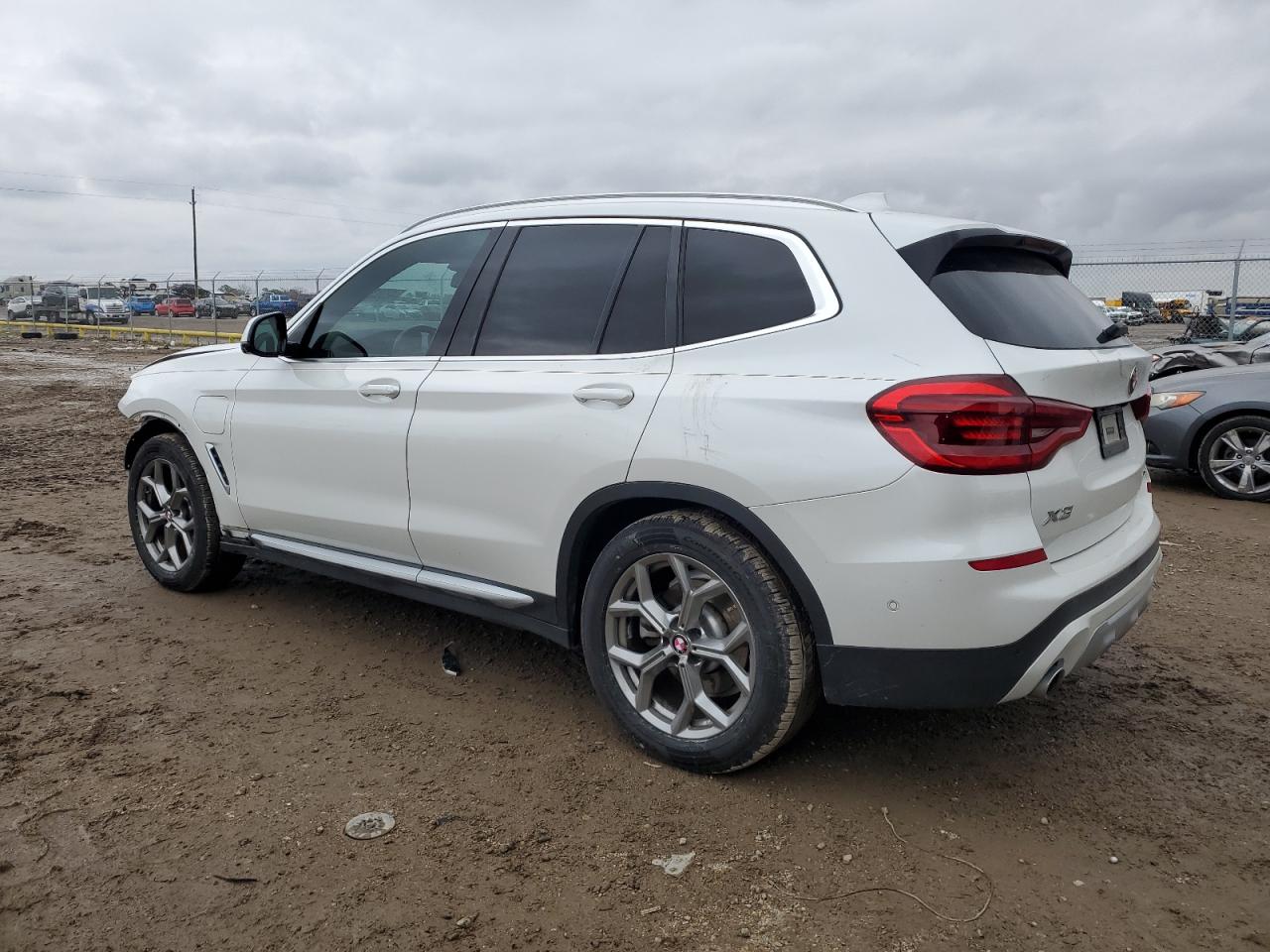 2021 BMW X3 VIN 5UXTS1C04M9H69919 Copart auction photo, front end damage thumbnail 2