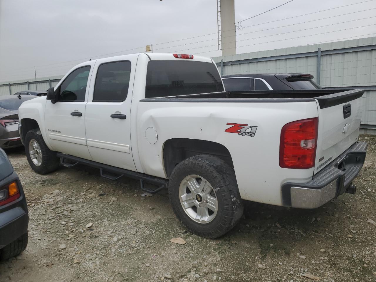2012 Chevrolet Silverado VIN 3GCPKSE70CG213153 Copart auction photo, front end / rear end damage thumbnail 2