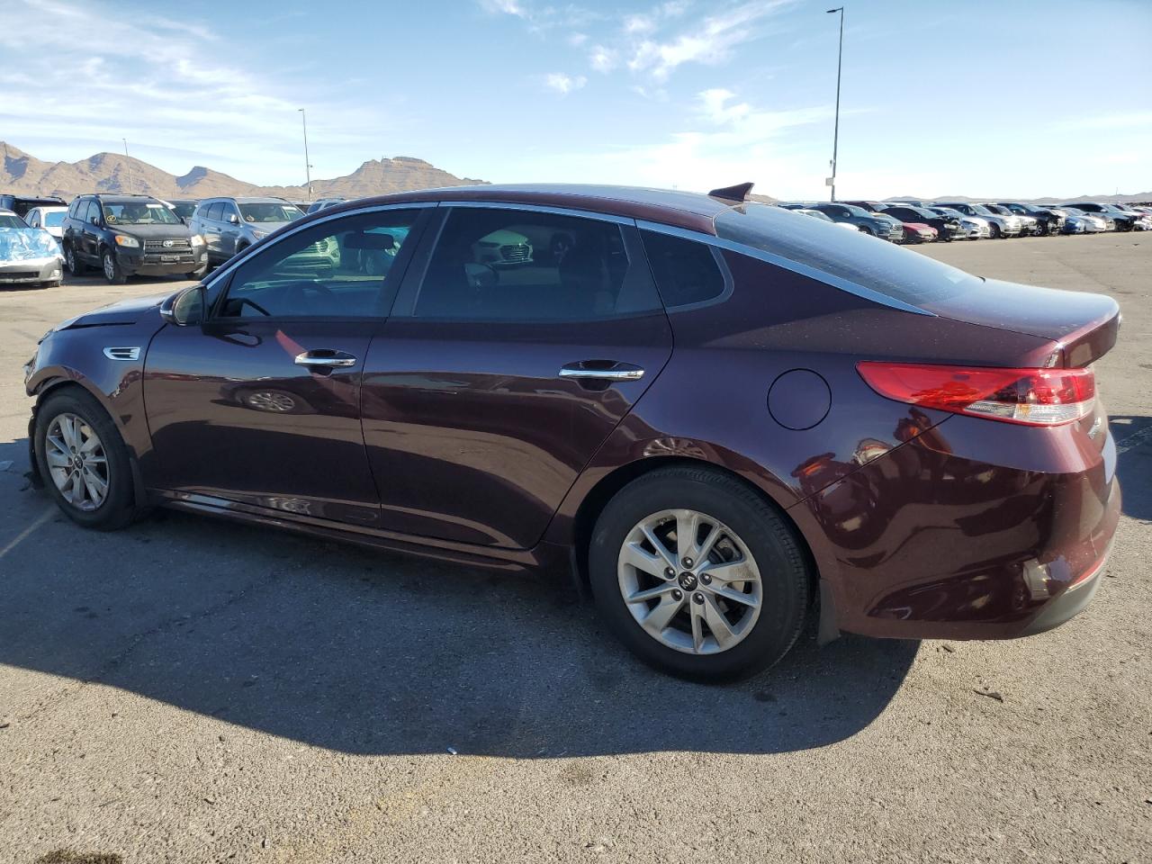 2017 KIA Optima VIN 5XXGT4L38HG169860 Copart auction photo, front end damage thumbnail 2