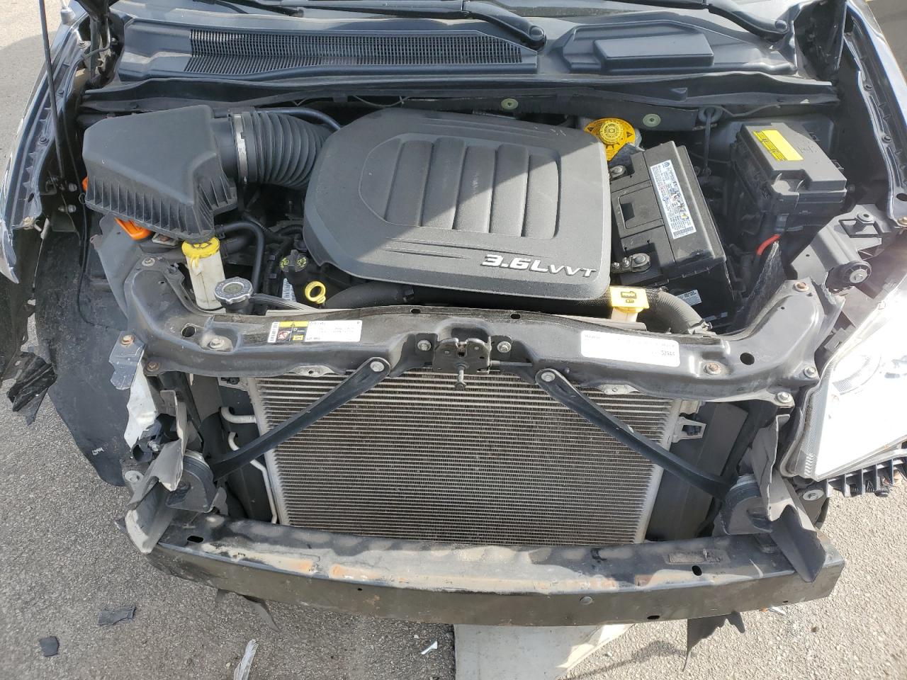 2016 Chrysler Town & Country VIN 2C4RC1BGXGR111556 Copart auction photo, front end / rear end damage thumbnail 12