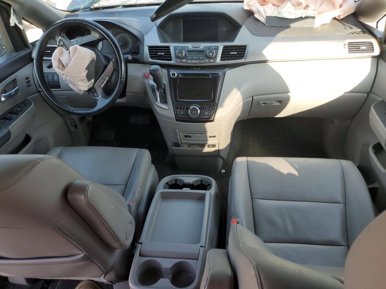 2016 Honda Odyssey VIN 5FNRL5H9XGB072818 Copart auction photo, front end / side damage thumbnail 8
