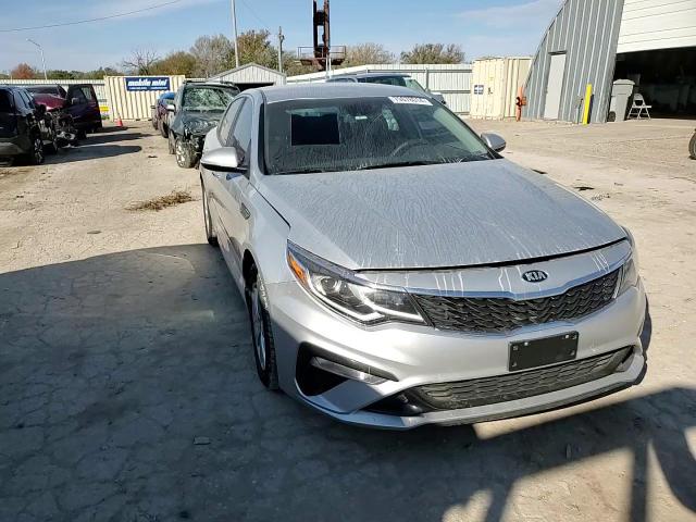 2019 KIA Optima VIN 5XXGT4L3XKG279963 Copart auction photo, rear end damage thumbnail 10