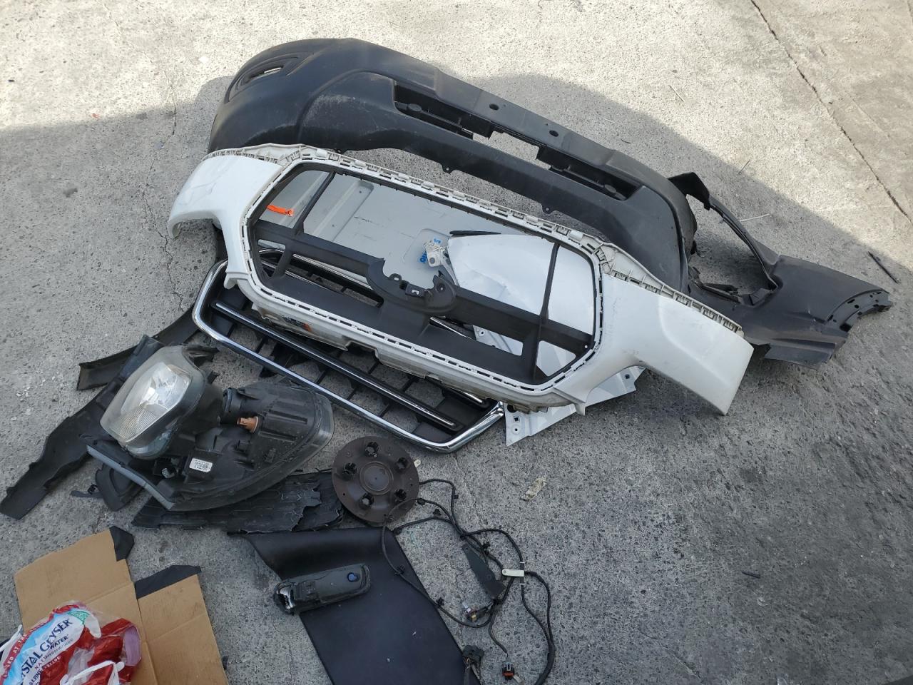 2020 Ford Transit VIN 1FTBR1C88LKA13786 Copart auction photo, front end damage thumbnail 13