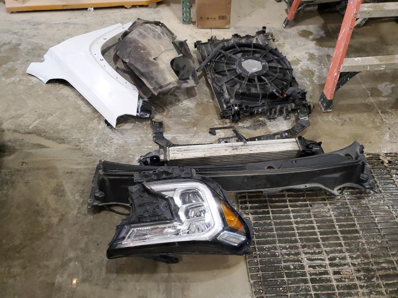 2022 GMC Terrain VIN 3GKALVEV6NL172237 Copart auction photo, front end damage thumbnail 13