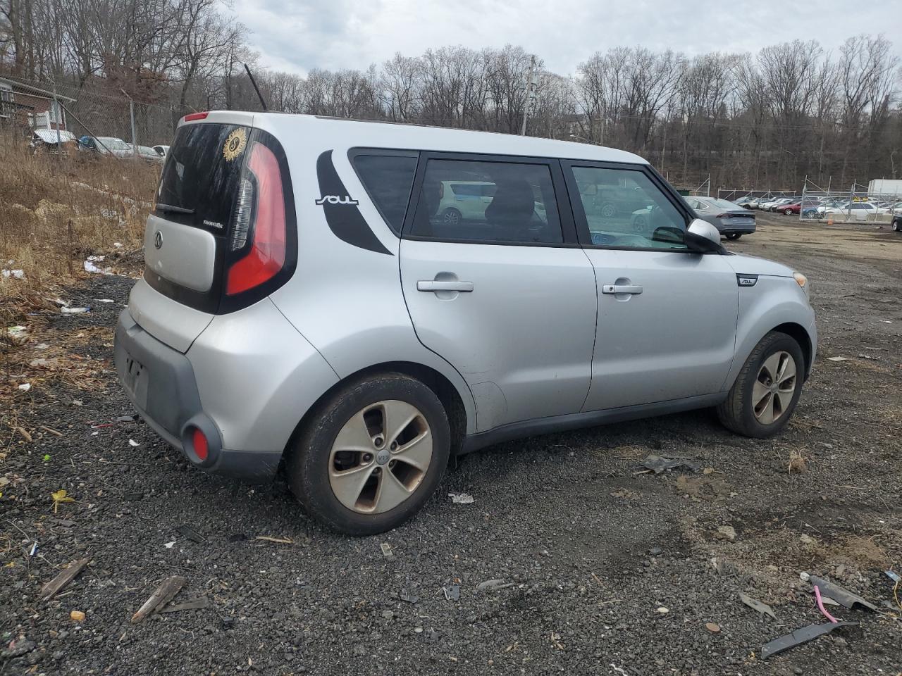 2016 KIA Soul VIN KNDJN2A26G7824961 Copart auction photo, vandalism / mechanical damage thumbnail 3
