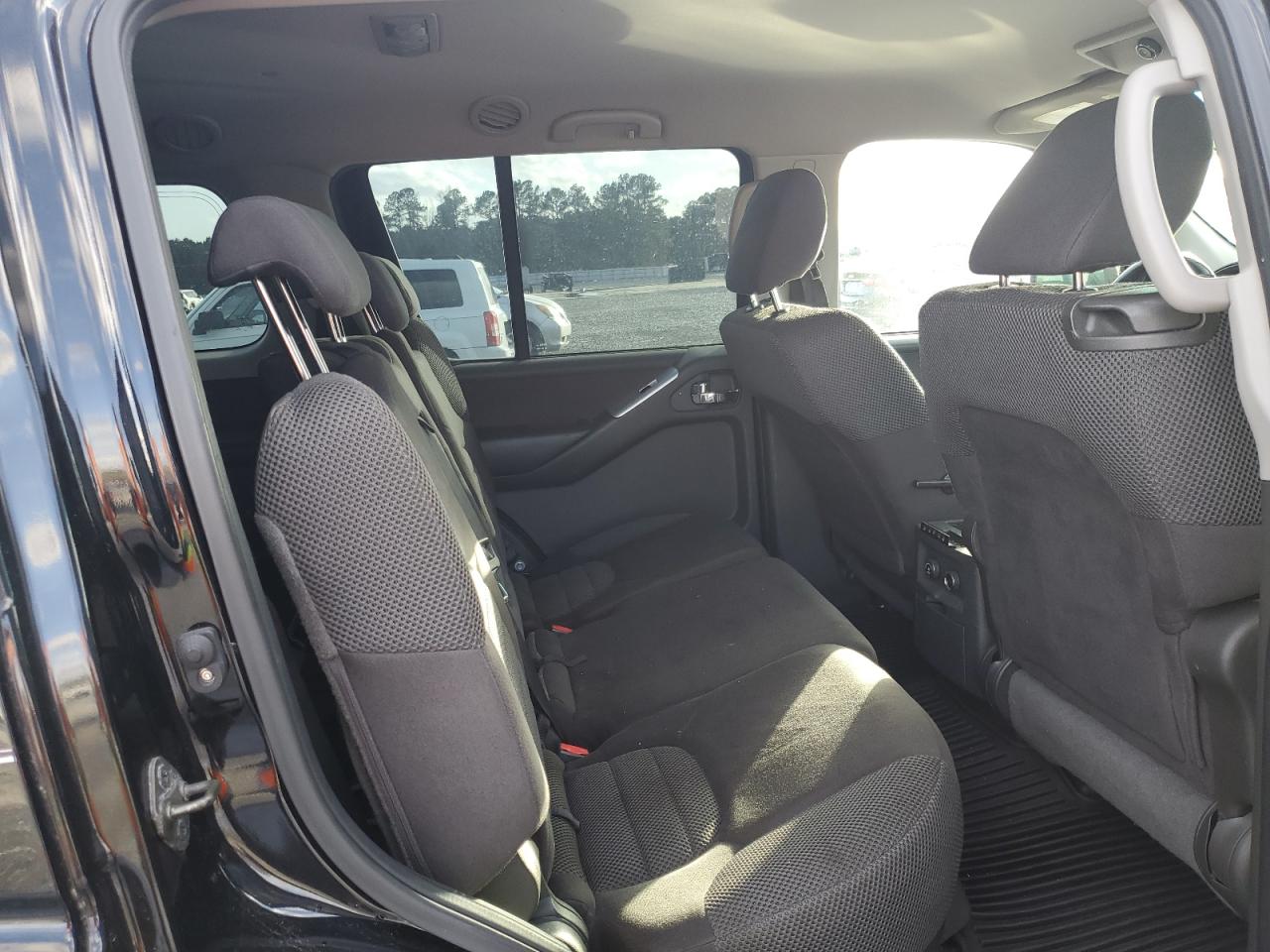 2010 Nissan Pathfinder VIN 5N1AR1NB4AC601000 Copart auction photo, normal wear damage thumbnail 11