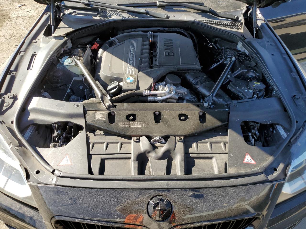 2015 BMW 6er VIN WBA6A0C53FD318076 Copart auction photo, side / rear end damage thumbnail 12