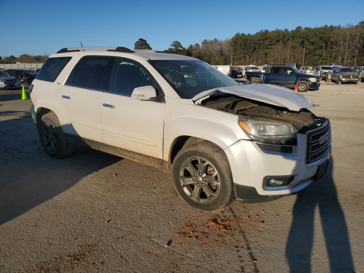 2016 GMC Acadia VIN 1GKKRRKD6GJ163649 Copart auction photo, front end / minor dent/scratches damage thumbnail 4