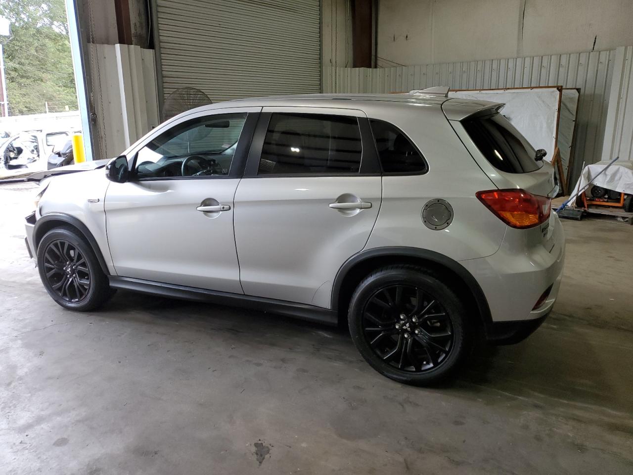2019 Mitsubishi Outlander VIN JA4AR3AU7KU024993 Copart auction photo, front end / minor dent/scratches damage thumbnail 2