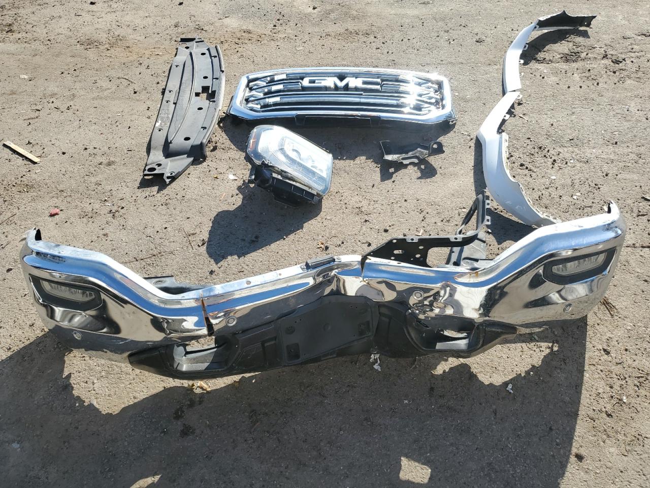 2016 GMC Sierra VIN 3GTU2NEC6GG282873 Copart auction photo, front end damage thumbnail 12