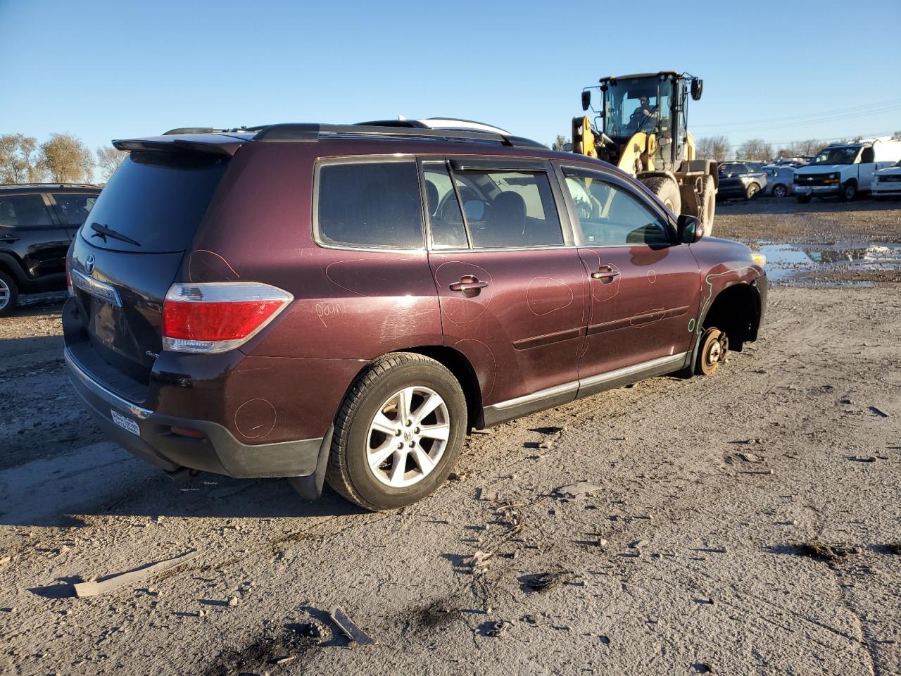 2012 Toyota Highlander VIN 5TDBK3EH0CS159962 Copart auction photo, front end damage thumbnail 3