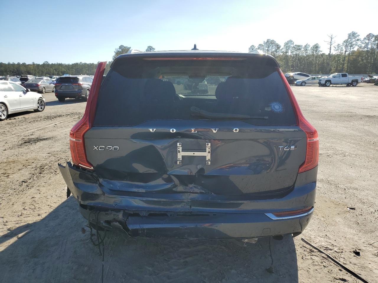 2018 Volvo XC90 VIN YV4A22PL4J1319940 Copart auction photo, rear end / side damage thumbnail 6