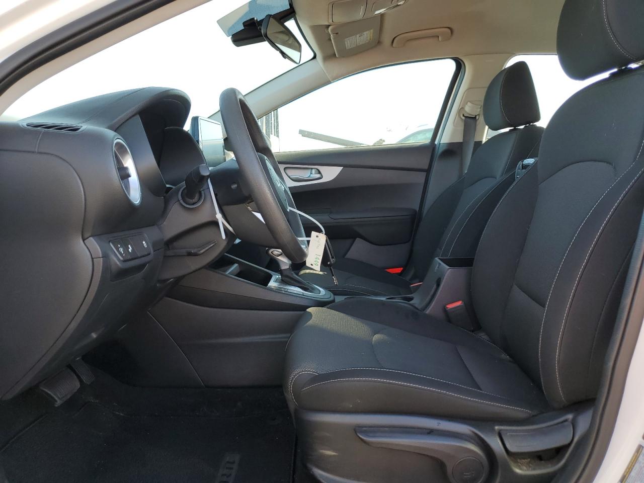 2024 KIA Forte VIN 3KPF24AD8RE738226 Copart auction photo, water/flood damage thumbnail 7