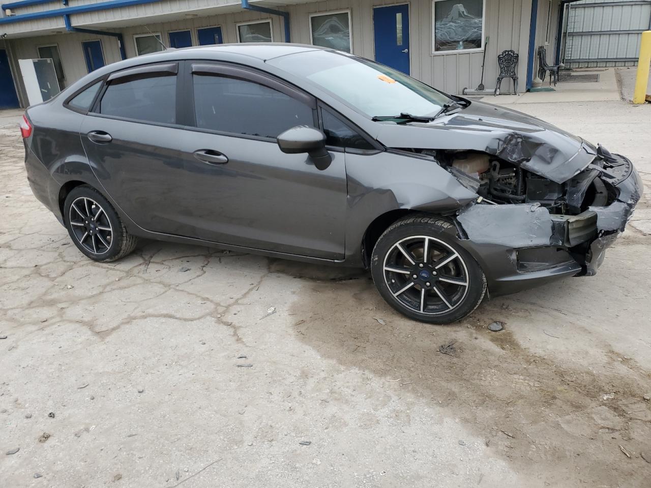 2019 Ford Fiesta VIN 3FADP4BJ0KM146916 Copart auction photo, front end / rear end damage thumbnail 4