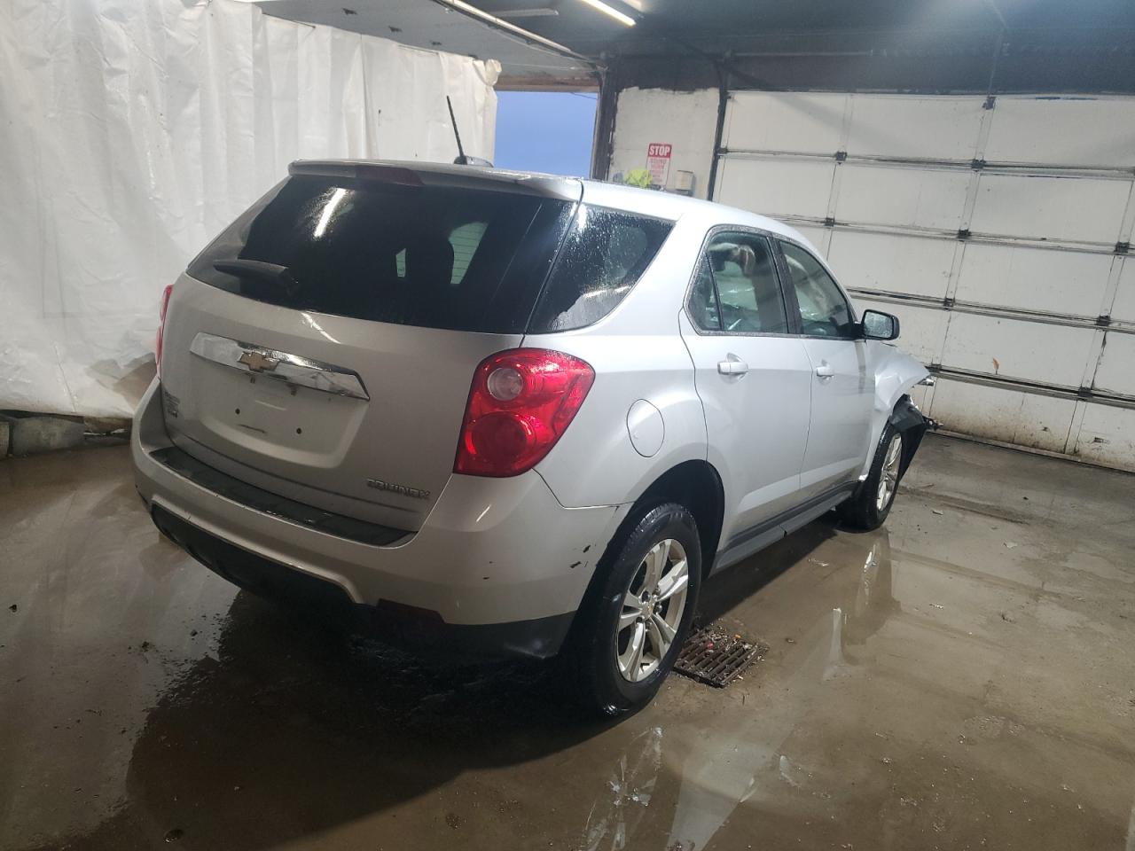 2015 Chevrolet Equinox VIN 2GNFLEEK0F6274699 Copart auction photo, front end / side damage thumbnail 3