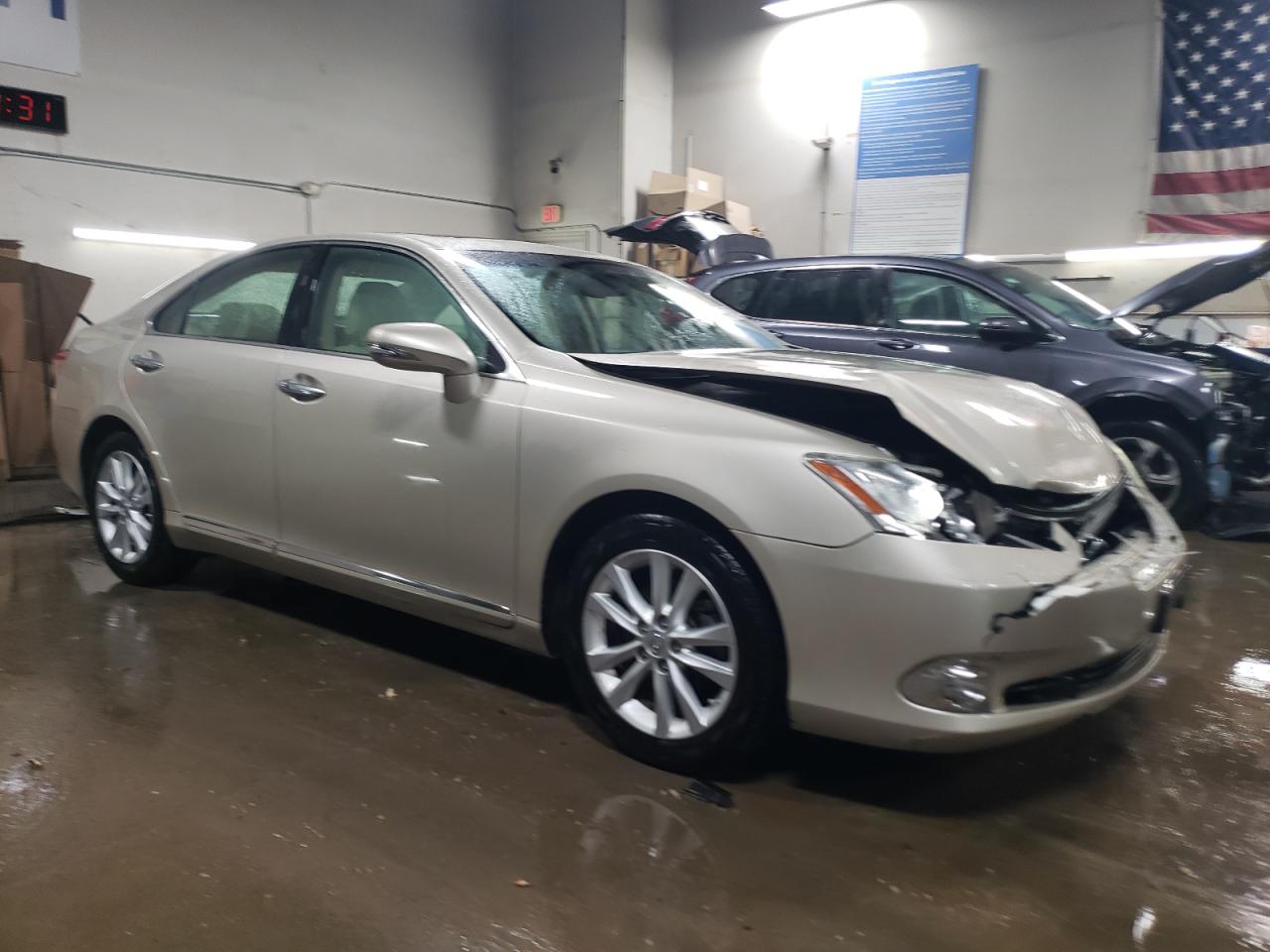 2010 Lexus ES VIN JTHBK1EG2A2376492 Copart auction photo, front end / minor dent/scratches damage thumbnail 4