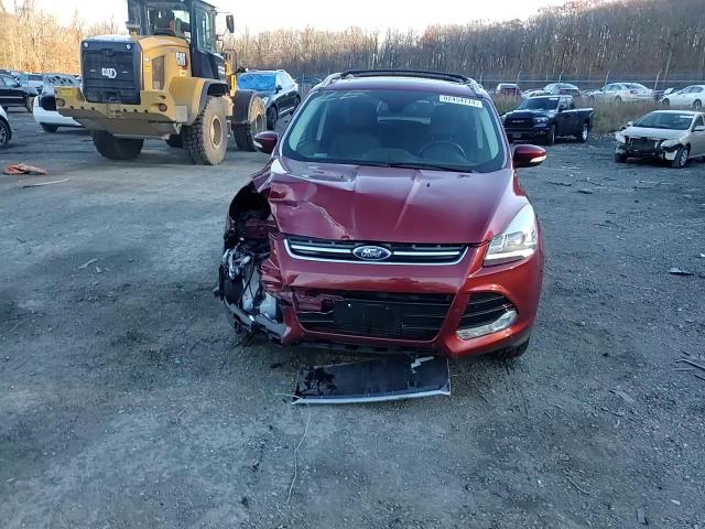 2016 Ford Escape VIN 1FMCU9J91GUB90117 Copart auction photo, front end / minor dent/scratches damage thumbnail 12