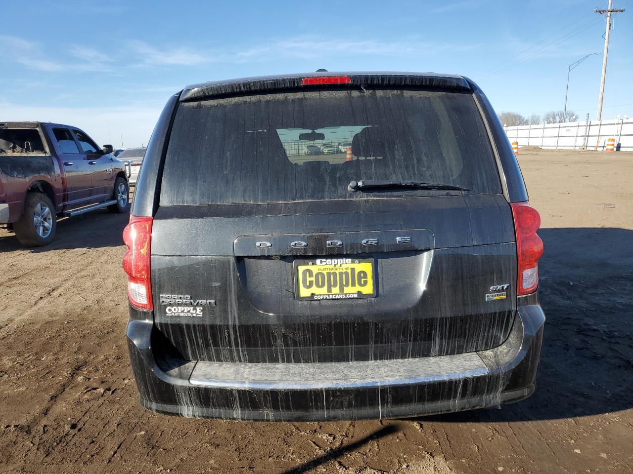 2017 Dodge Caravan VIN 2C4RDGCG2HR857581 Copart auction photo, front end damage thumbnail 6