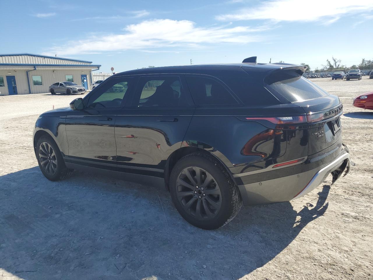 2018 Land Rover Range Rover VIN SALYL2RN5JA731225 Copart auction photo, rear end damage thumbnail 2