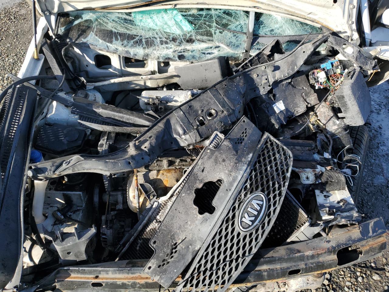 2008 KIA Rio VIN KNADE123986390490 Copart auction photo, front end / side damage thumbnail 11