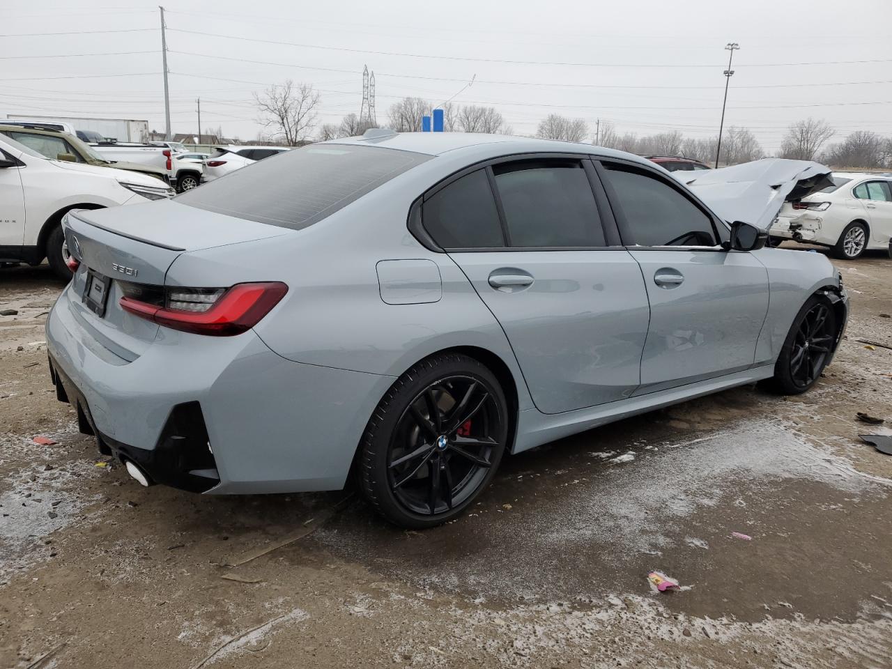 2024 BMW 3er VIN 3MW89FF04R8E72771 Copart auction photo, front end damage thumbnail 3