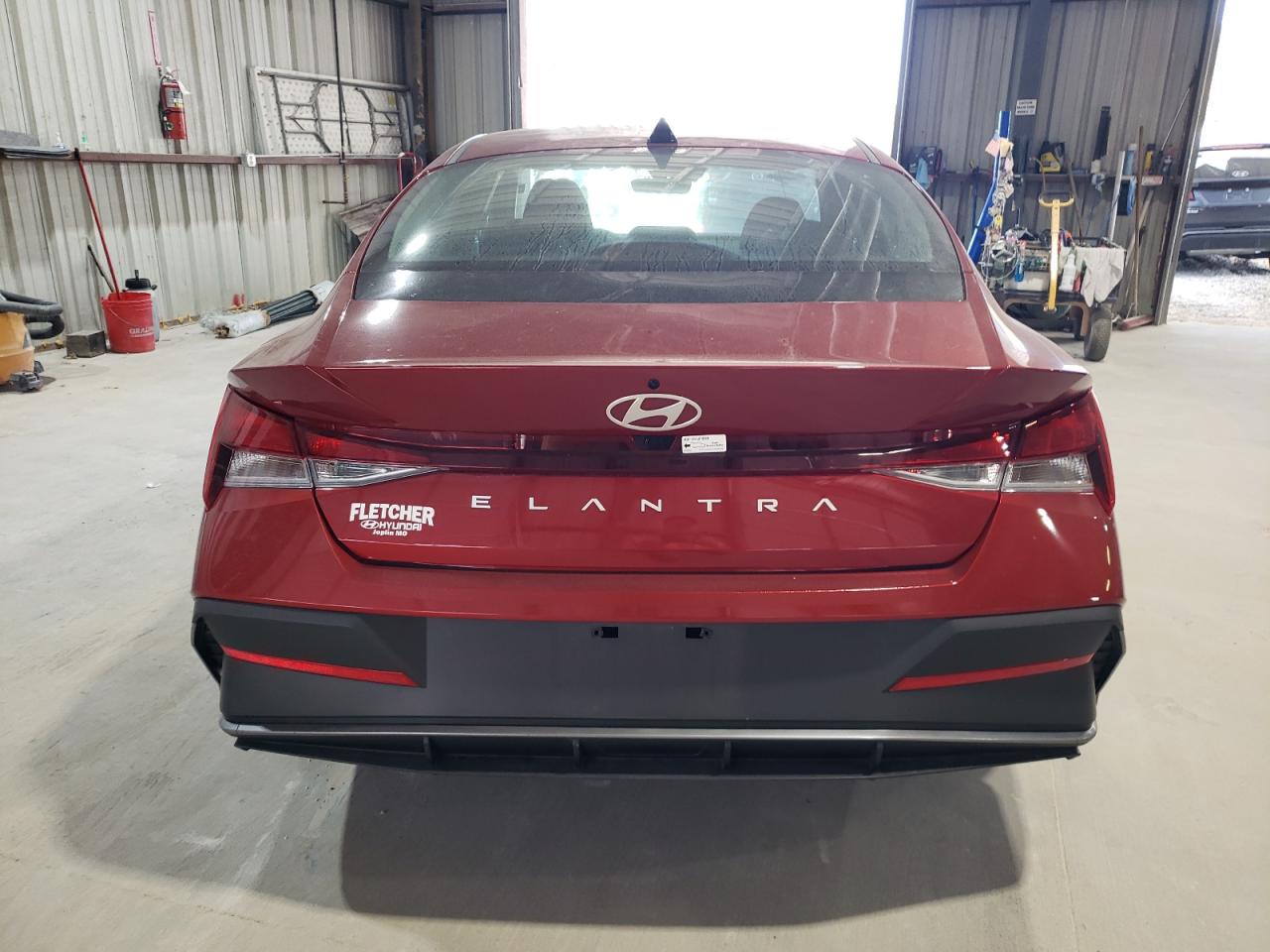 2024 Hyundai Elantra VIN KMHLM4DG4RU738286 Copart auction photo, front end / minor dent/scratches damage thumbnail 6