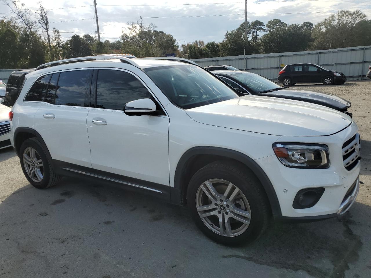 2021 Mercedes-Benz GLB VIN W1N4M4GB2MW105381 Copart auction photo, front end damage thumbnail 4