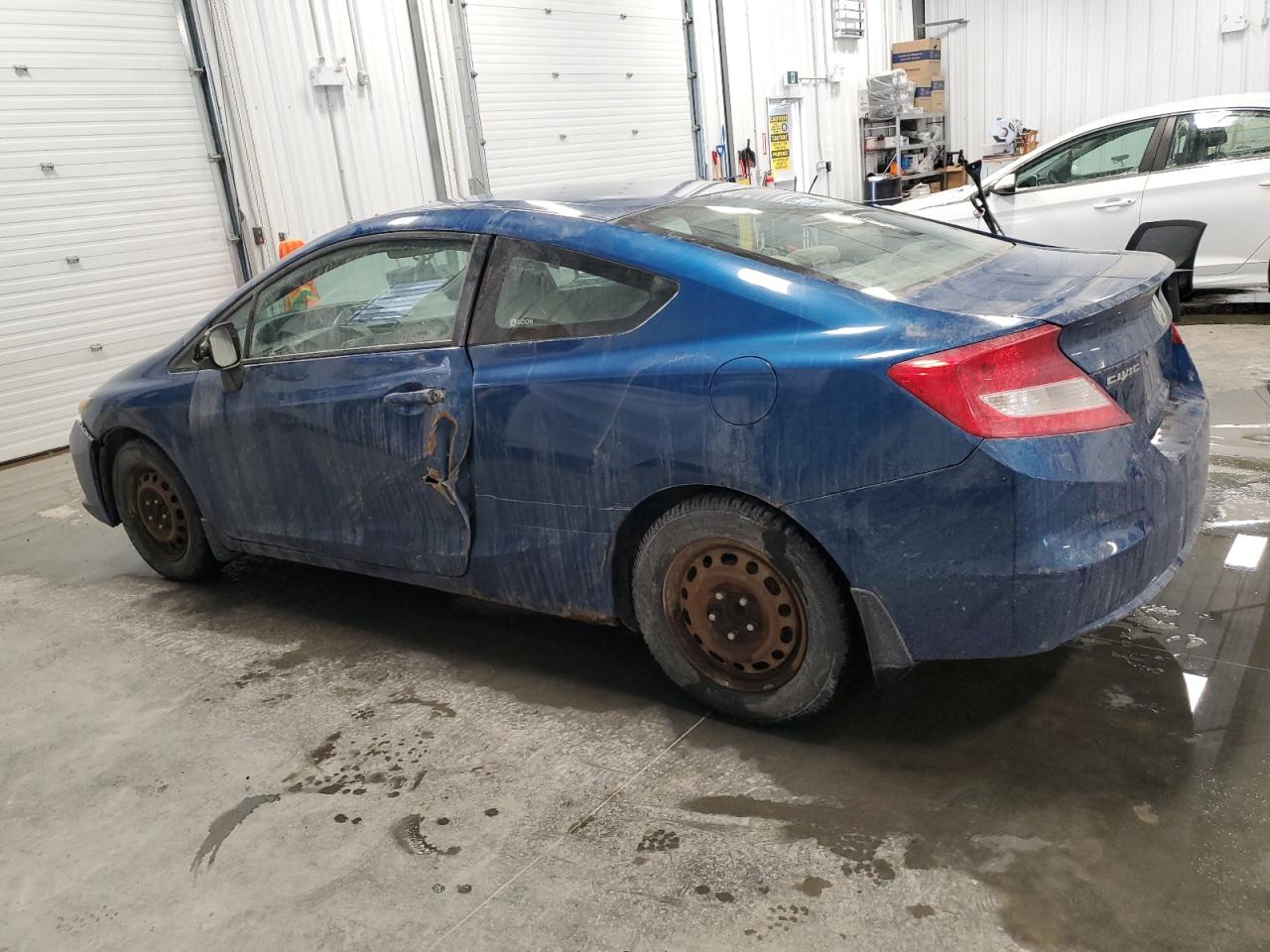 2012 Honda Civic VIN 2HGFG3B40CH008334 Copart auction photo, side / front end damage thumbnail 2