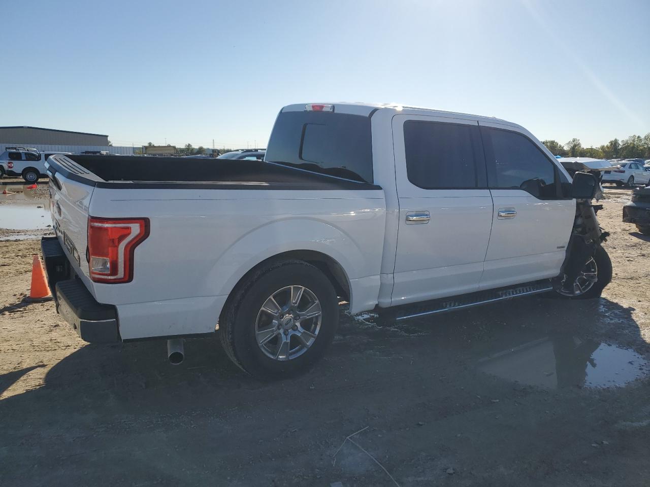 2016 Ford F-150 VIN 1FTEW1CP2GKD87247 Copart auction photo, front end damage thumbnail 3