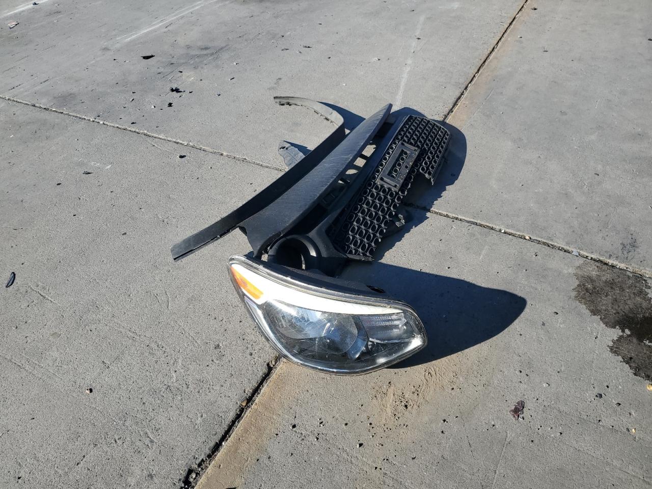 2015 KIA Soul VIN KNDJP3A55F7230726 Copart auction photo, front end damage thumbnail 12