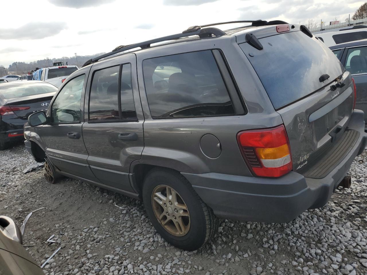 2003 Jeep Grand Cherokee VIN 1J4GW48NX3C532924 Copart auction photo, all over damage thumbnail 2