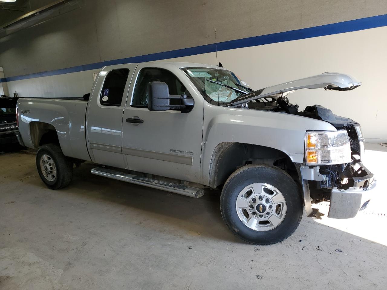 2013 Chevrolet Silverado VIN 1GC2KXCG1DZ277813 Copart auction photo, front end / undercarriage damage thumbnail 4