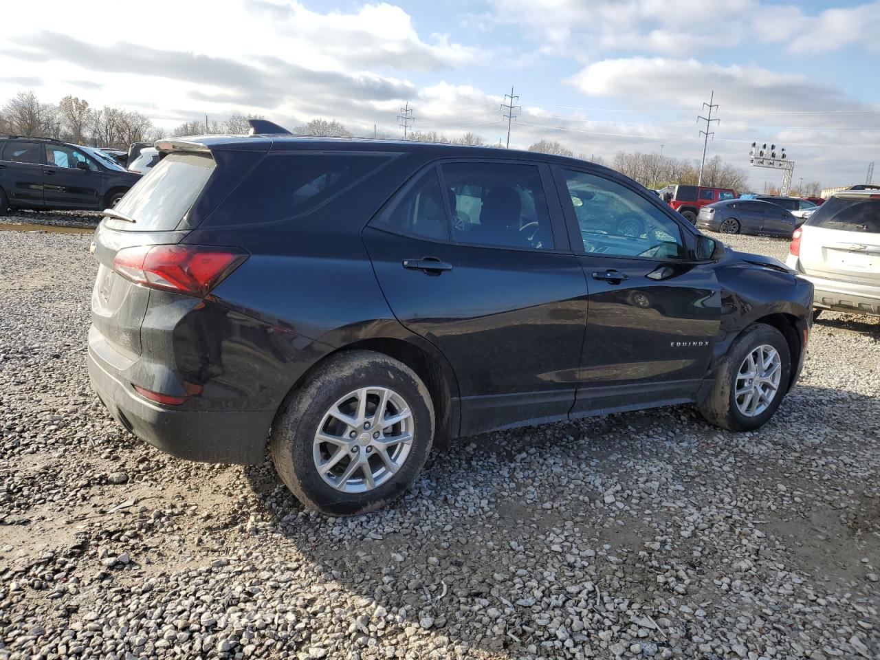 2022 Chevrolet Equinox VIN 2GNAXHEV2N6127907 Copart auction photo, front end / minor dent/scratches damage thumbnail 3