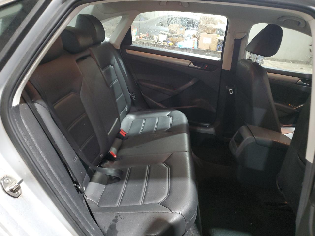 2015 Volkswagen Passat VIN 1VWAT7A31FC116020 Copart auction photo, side damage thumbnail 10