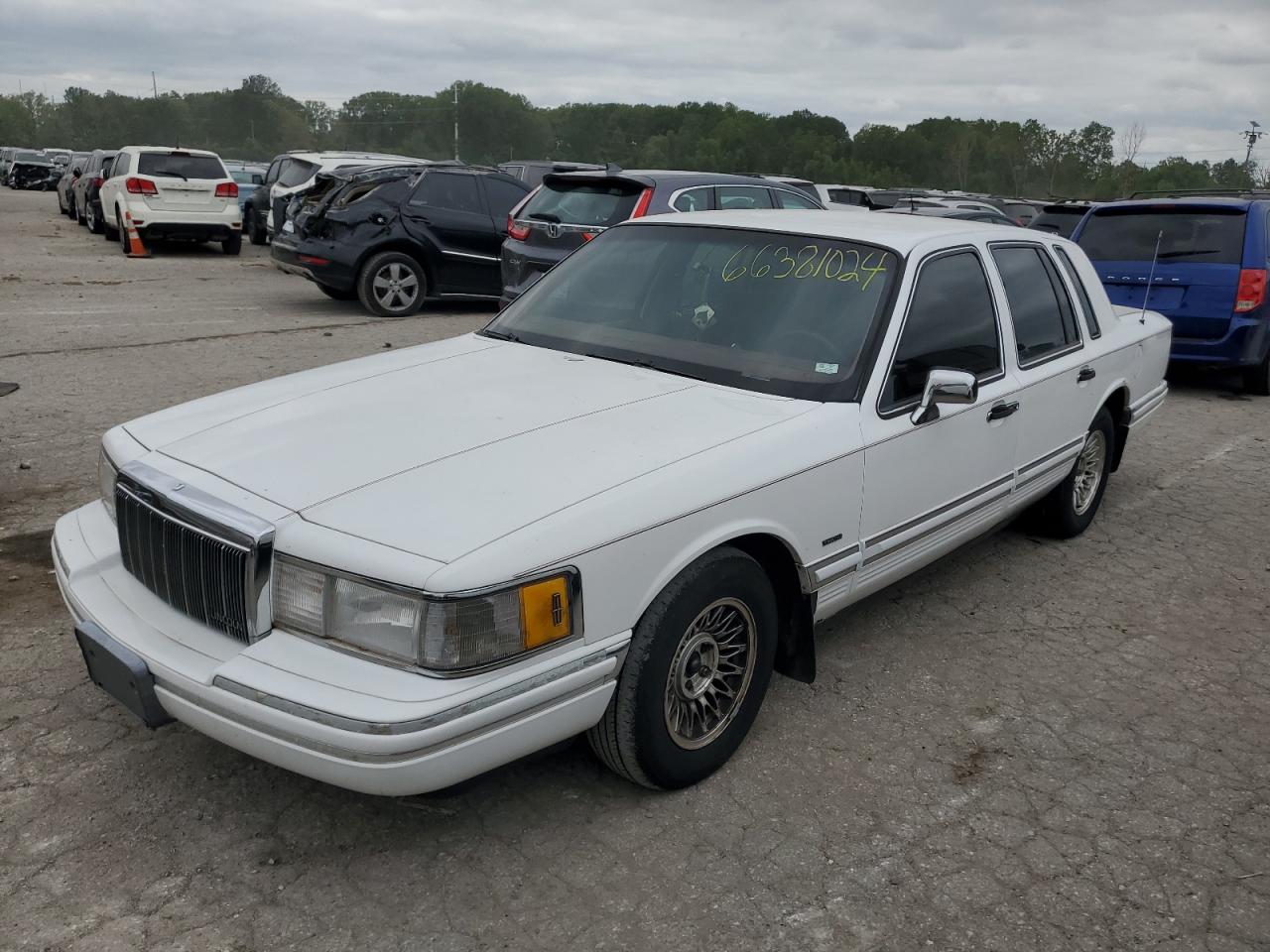 1992 Lincoln Town Car VIN 1LNLM81W1NY691787