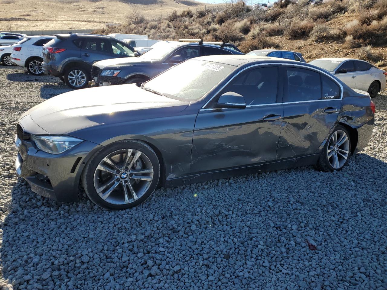 2016 BMW 3er VIN WBA8B7G57GNT14438 - Copart auction photo