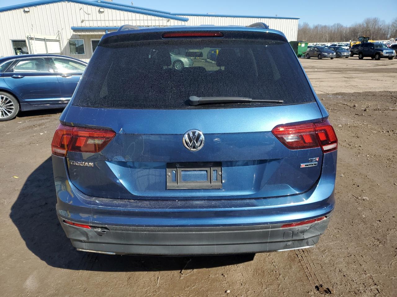2018 Volkswagen Tiguan VIN 3VV0B7AX3JM011329 Copart auction photo, front end damage thumbnail 6