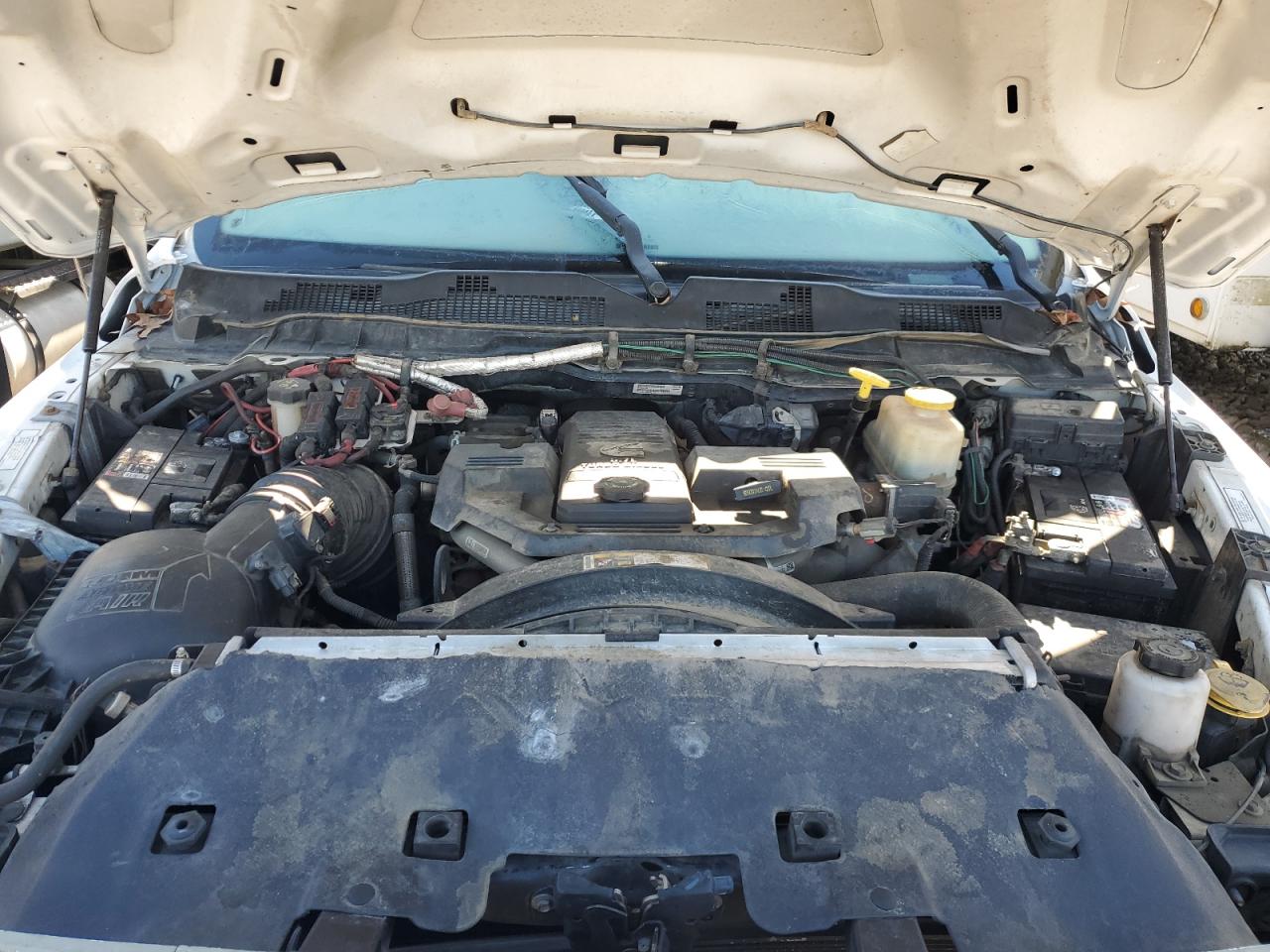 2016 RAM 5500 VIN 3C7WRMDL1GG282234 Copart auction photo, mechanical / front end damage thumbnail 12
