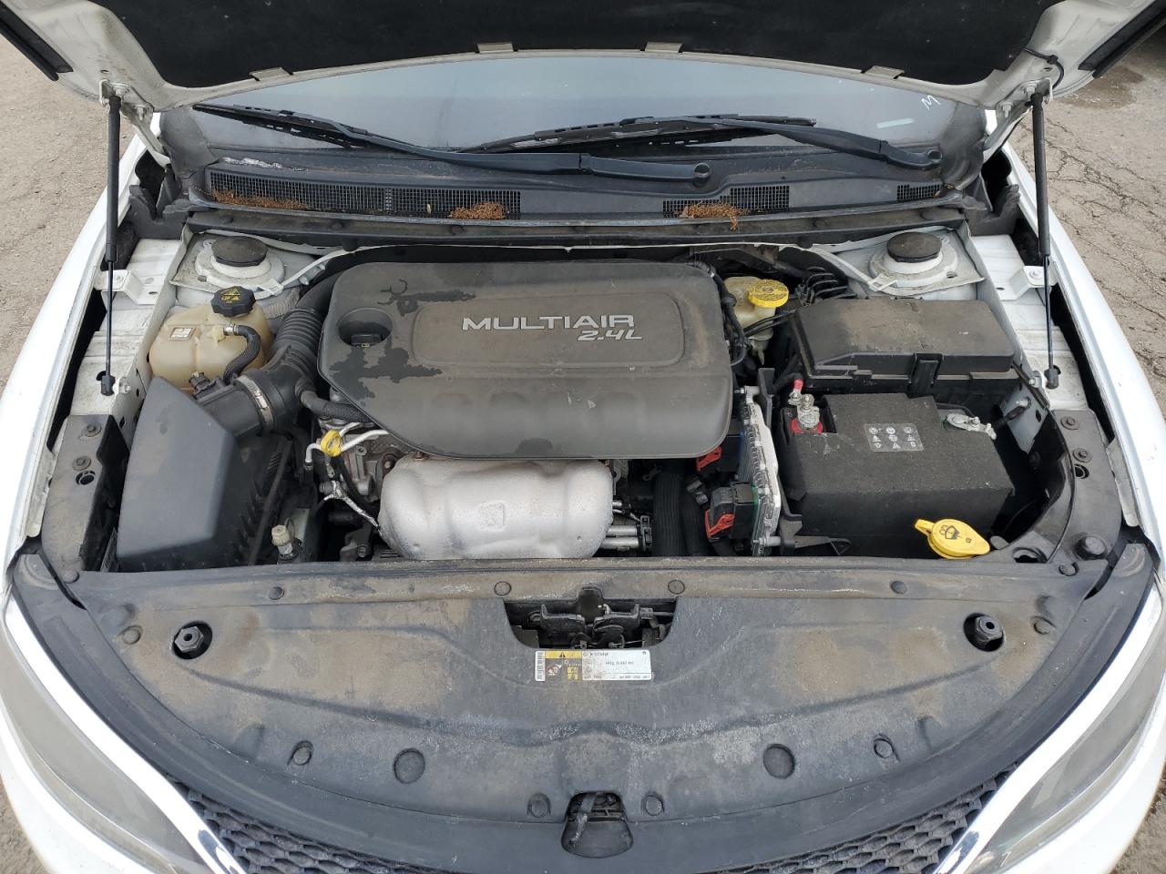 2015 Chrysler 200 VIN 1C3CCCAB9FN680647 Copart auction photo, front end / rear end damage thumbnail 12