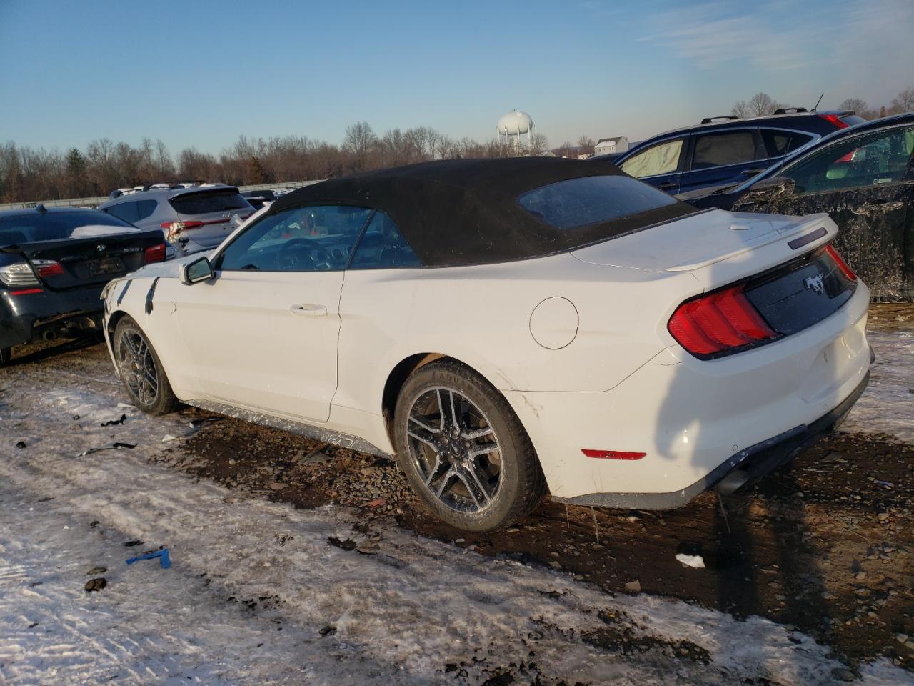 2020 Ford Mustang VIN 1FATP8UH5L5119800 Copart auction photo, front end damage thumbnail 2