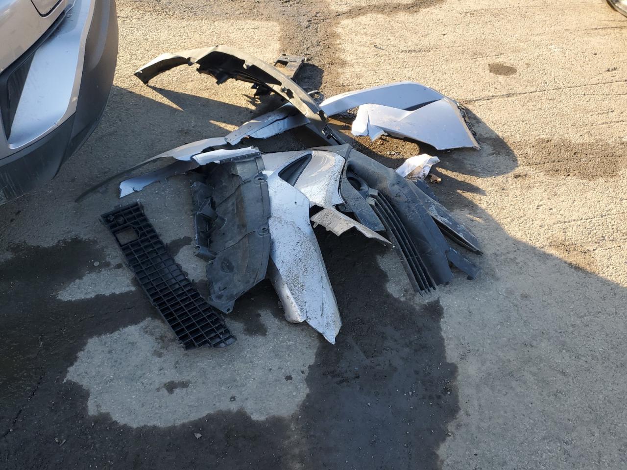 2018 Toyota C-HR VIN JTNKHMBX3J1010970 Copart auction photo, front end / minor dent/scratches damage thumbnail 13