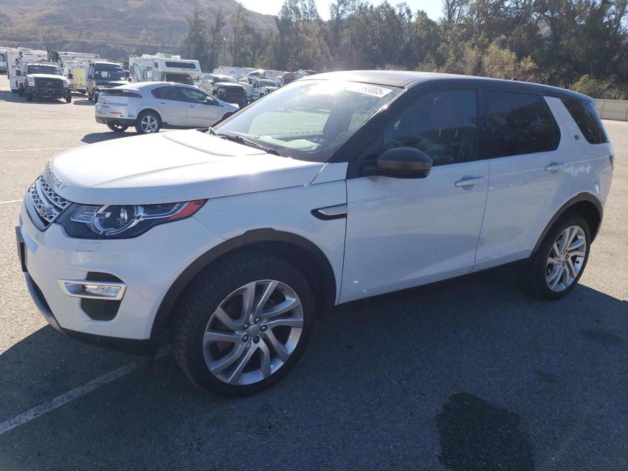 2016 Land Rover Discovery VIN SALCT2BG3GH557547 - Copart auction photo